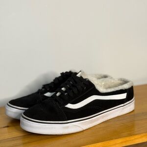 Vans Old Skool Sherpa lined suede mules